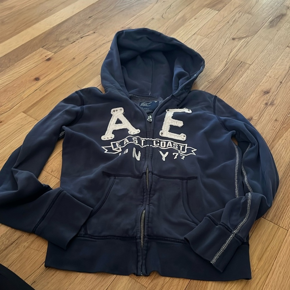 American Eagle sweatshirt small
